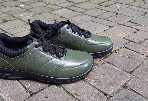 Женские полуботинки на шнурках Evita розовые и серые